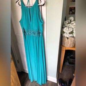 R&M Richards woman 16W Formal gown/dress